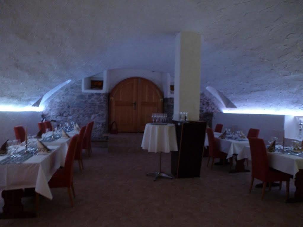 Hotel Dreikoenig & Restaurant Seegourmet ハーグナウ エクステリア 写真