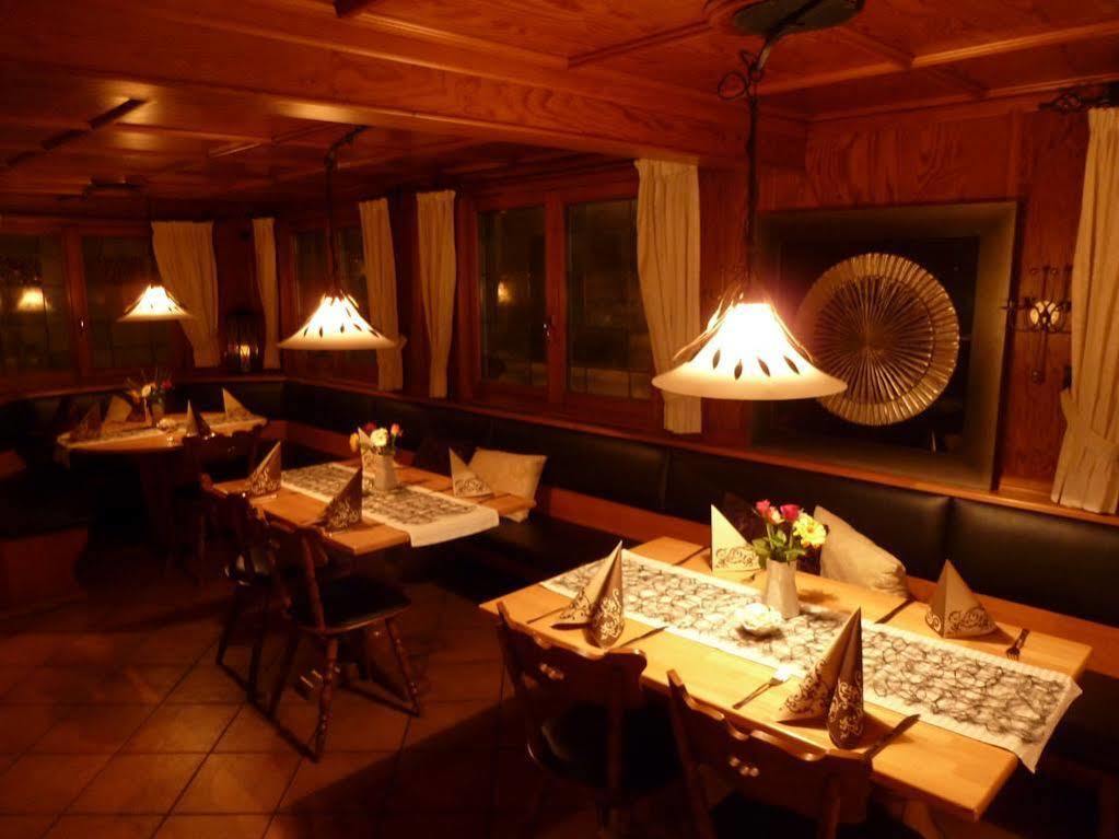 Hotel Dreikoenig & Restaurant Seegourmet ハーグナウ エクステリア 写真