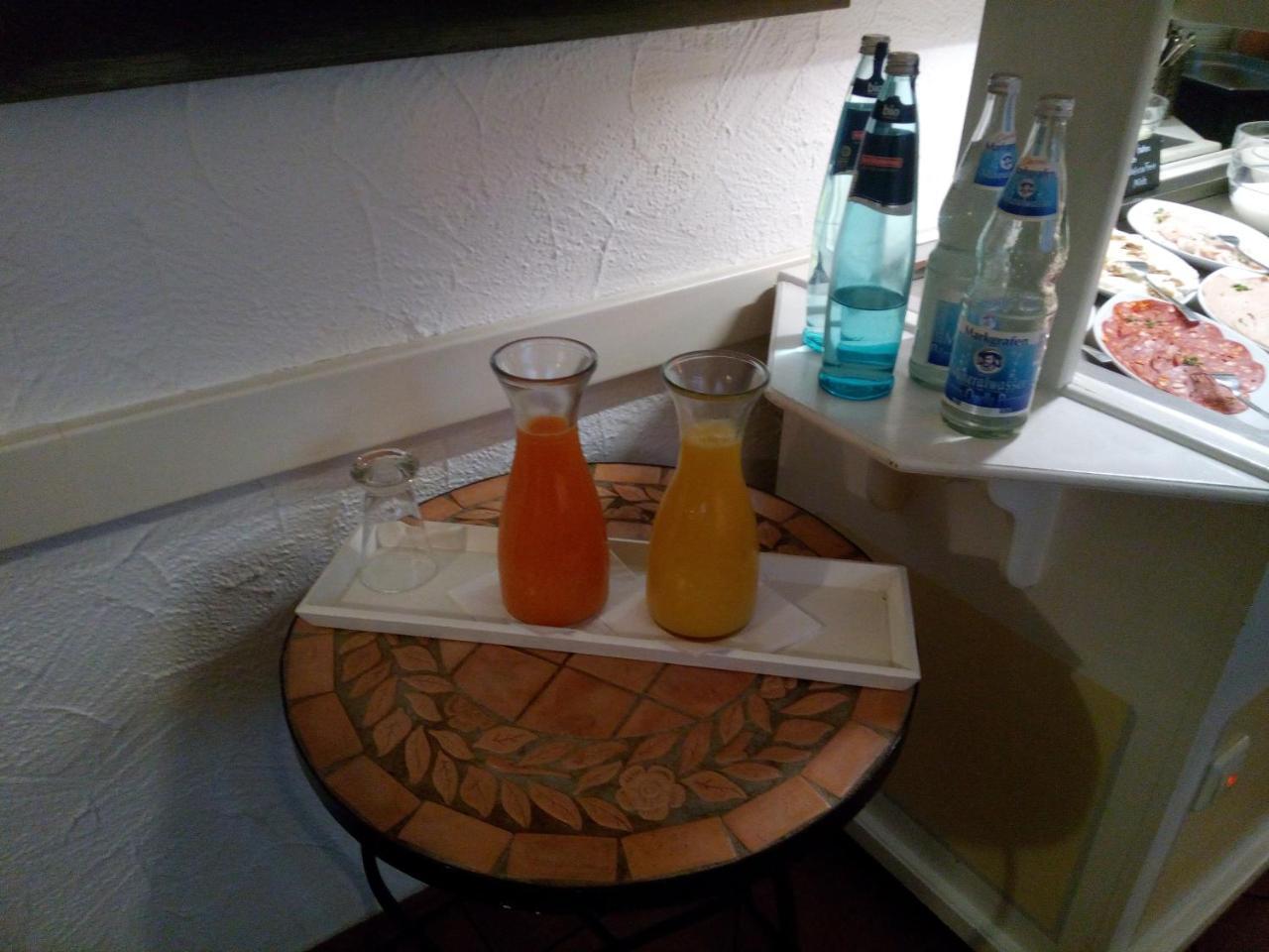 Hotel Dreikoenig & Restaurant Seegourmet ハーグナウ エクステリア 写真